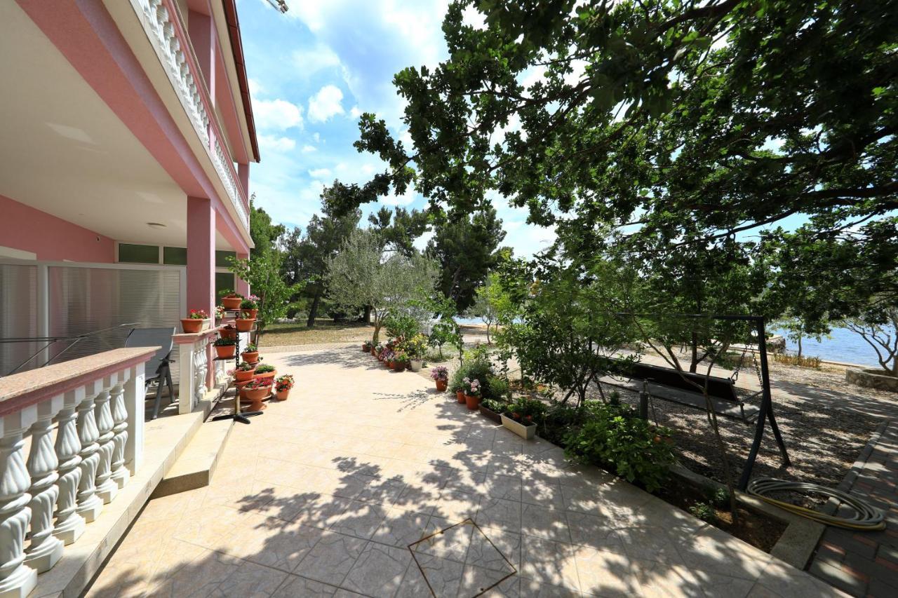 Villa Rajna Стариград-Пакленица Екстериор снимка